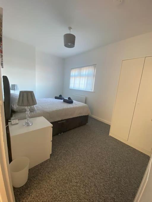 Modern Two Bed House Close To City Centre Μπέλφαστ Εξωτερικό φωτογραφία